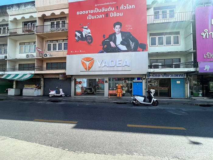 HelloSwap & HelloSwap's battery swapping network deployment in Bangkok, Thailand